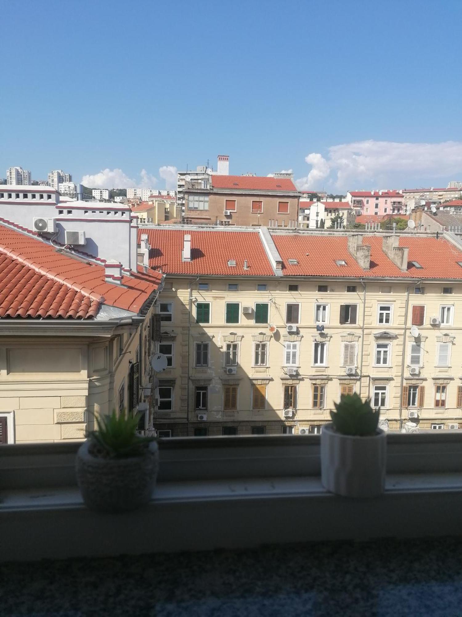 Mirela Apartment Rijeka Luaran gambar